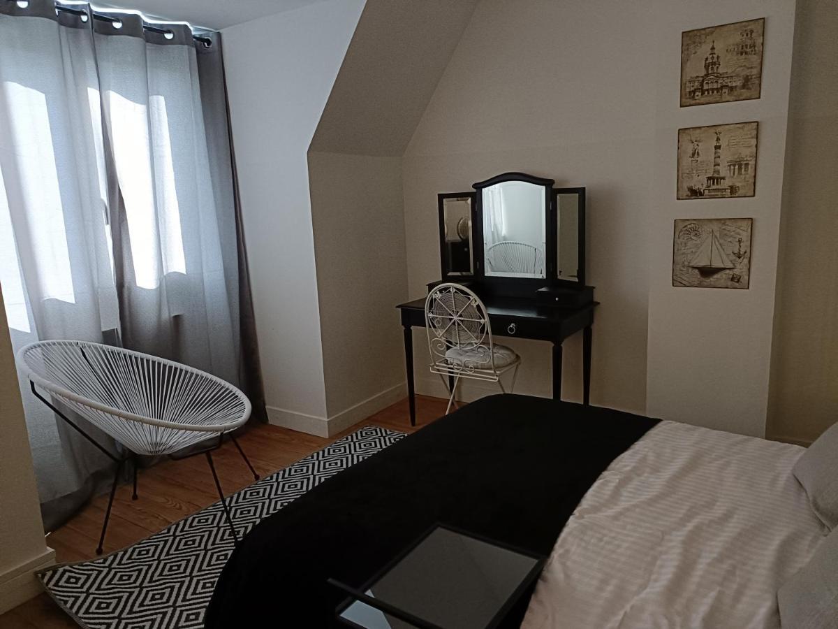 Chambre Dans Un Ecrin De Verdure Ressourcant Bourth ภายนอก รูปภาพ