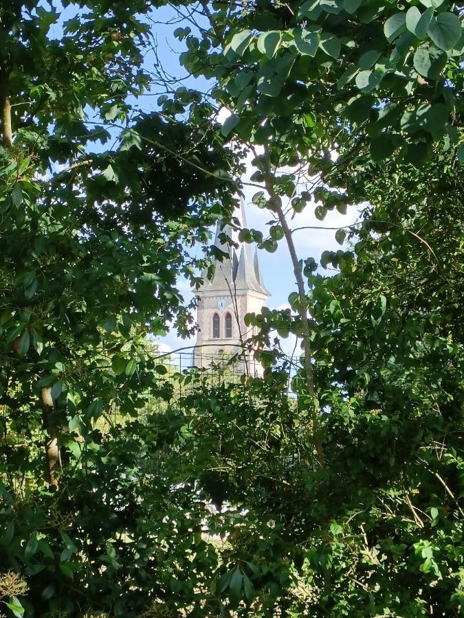 Chambre Dans Un Ecrin De Verdure Ressourcant Bourth ภายนอก รูปภาพ